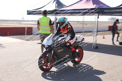 media/Nov-03-2025-Lets Ride (Mon) [[4d74c1c4d3]]/C Group/Grid/